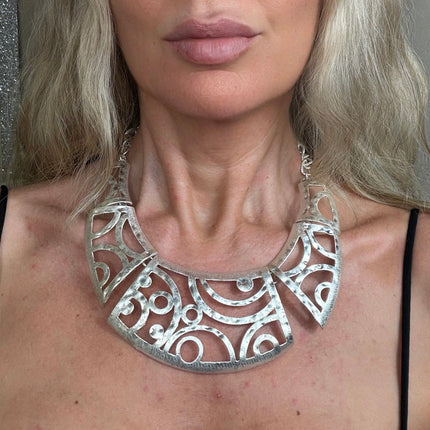 Collana Nefertiti