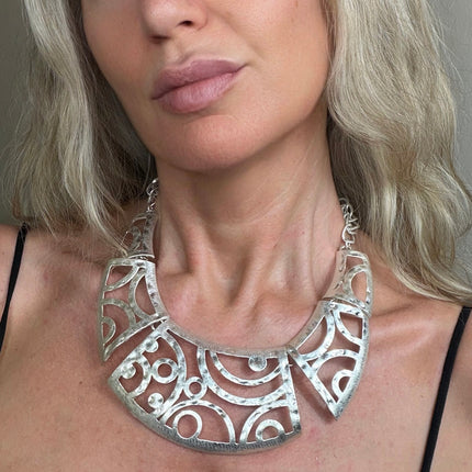Collana Nefertiti